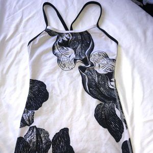 Lululemon White and Black Flower Power Y Tank